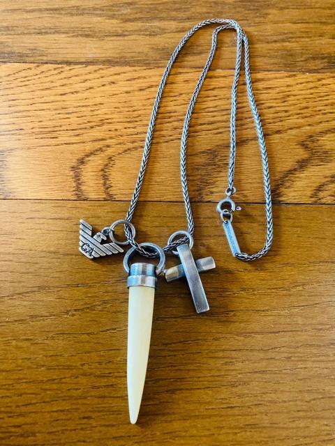 emporio armani エンポリオアルマーニ 牙 クロス イーグル ネックレス ペンダント 925 シルバー  < ブランド  emporio armani エンポリオアルマーニ 牙 クロス イーグル ネックレス ペンダント 925 シルバー   < ブランドの
