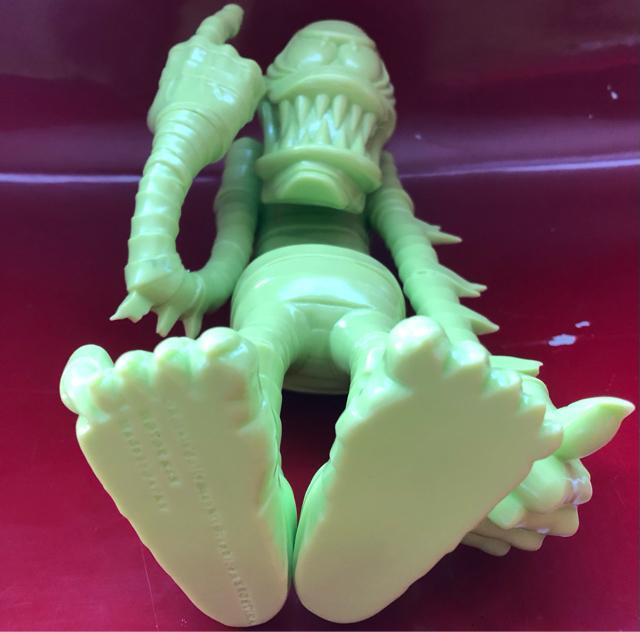 《Rockin’ Jelly Bean》フィギュア ロッキンジェリービーン ソフビ blackbook toy デザイナーズトイ < ホビー  《Rockin’ Jelly Bean》フィギュア ロッキンジェリービーン ソフビ blackbook toy デザイナーズトイ < ホビーの