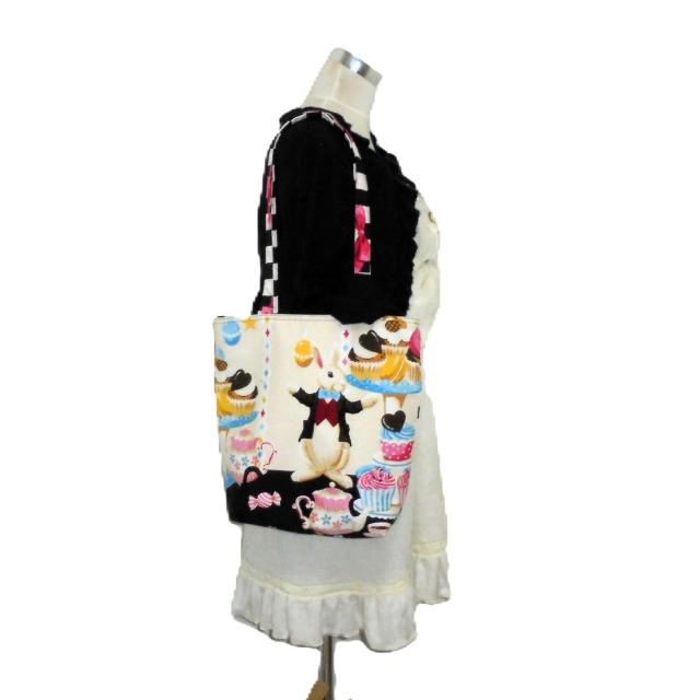 ◆くったりタイプ◆スクエアベーシックトートバッグ◆黒猫とうさぎが誘う甘い世界◆ < 女性ファッション ◆くったりタイプ◆スクエアベーシックトートバッグ◆黒猫とうさぎが誘う甘い世界◆ < 女性ファッションの