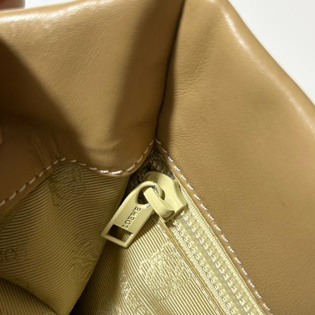 ���i LOEWE ���G�x L���S ���B���e�[�W �V�����_�[�o�b�O �n���h�o�b�O ���|�� �i�b�p ���U�[ �x�[�W�� �� �u�����h�� 