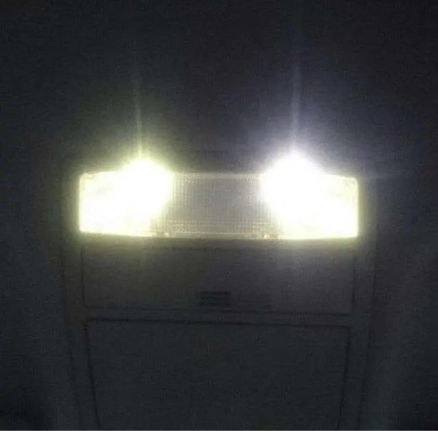 �V�i/�i���o�[��/T10LED�~2��/3�`�b�vSMD�~5������ �� ������/�o�C�N