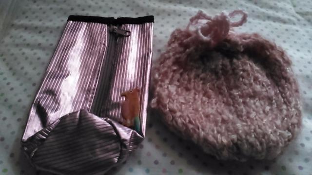 ピンクのペットボトルホルダー&モヘア巾着 < インテリア/ライフ ピンクのペットボトルホルダー&モヘア巾着 < インテリア/ライフの