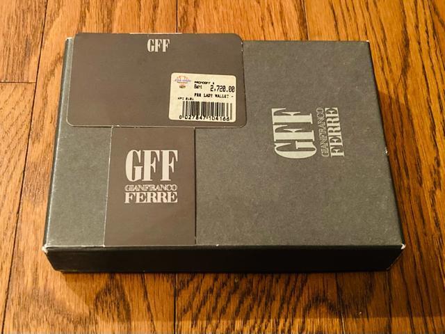 gianfranco ferre ジャンフランコフェレ 財布 レザー 本革 箱付き イタリア製 メンズ レディース < ブランド  gianfranco ferre ジャンフランコフェレ 財布 レザー 本革 箱付き イタリア製 メンズ レディース < ブランドの