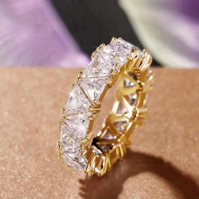 爆ヤス価格690円★ジルコニアリング18k金メッキ永遠の高貴なジュエリー女性用 USAサイズ5号(日本サイズ9号)ゴールデン < 女性アクセサリー/時計 爆ヤス価格690円★ジルコニアリング18k金メッキ永遠の高貴なジュエリー女性用 USAサイズ5号(日本サイズ9号)ゴールデン < 女性アクセサリー/時計の