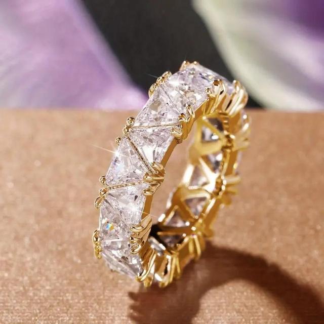 爆ヤス価格690円★ジルコニアリング18k金メッキ永遠の高貴なジュエリー女性用 USAサイズ5号(日本サイズ9号)ゴールデン < 女性アクセサリー/時計 爆ヤス価格690円★ジルコニアリング18k金メッキ永遠の高貴なジュエリー女性用 USAサイズ5号(日本サイズ9号)ゴールデン < 女性アクセサリー/時計の