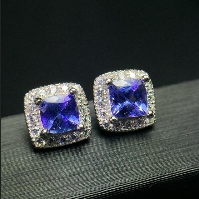 天然vvsタンザナイトスタッドピアス 高級ピアス 100%天然 ナチュラル アクセサリー Yu_9364 < 女性アクセサリー/時計 天然vvsタンザナイトスタッドピアス 高級ピアス 100%天然 ナチュラル アクセサリー Yu_9364 < 女性アクセサリー/時計の