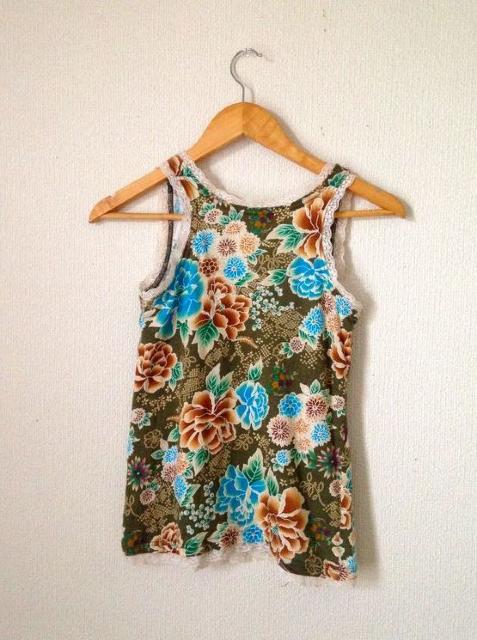 サブロク■レトロクラシック 花柄 レース タンクトップ M < ブランド  サブロク■レトロクラシック 花柄 レース タンクトップ M < ブランドの