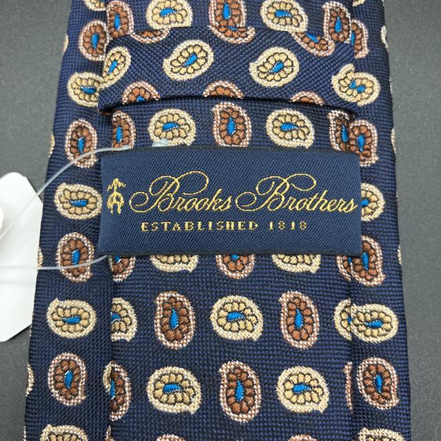  Vi ^Ot BROOKS BROTHERS lN^C  uh 