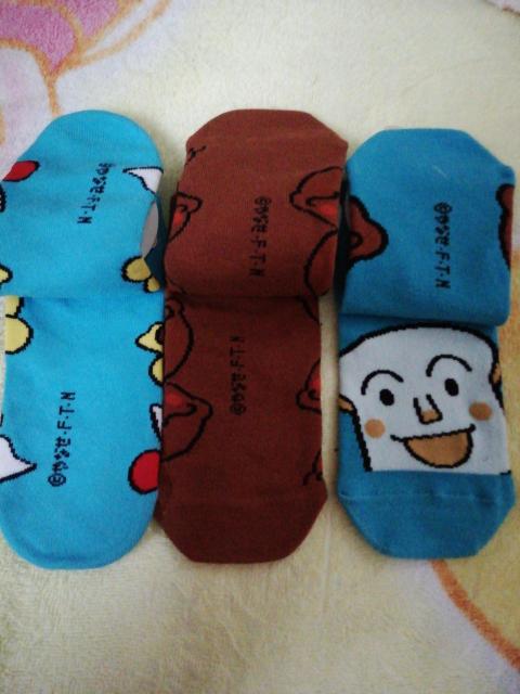 カ レ〜Pa ンマンアンパんまんめくると違う靴下入り〓足23〜25センチ < アニメ/コミック/キャラクター  カ レ〜Pa ンマンアンパんまんめくると違う靴下入り〓足23〜25センチ < アニメ/コミック/キャラクターの