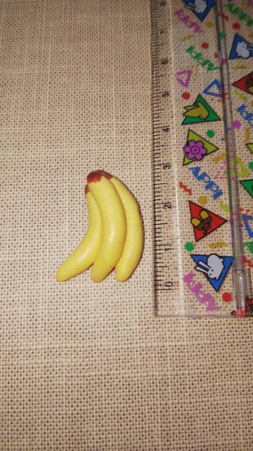 ミニチュアバナナ置物ドールハウスシルバニアリカちゃんにも < おもちゃ  ミニチュアバナナ置物ドールハウスシルバニアリカちゃんにも  < おもちゃの