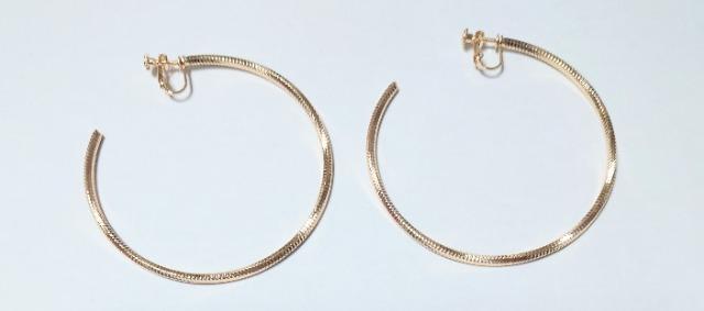 アベイル★大きめフープ イヤリング < ブランド アベイル★大きめフープ イヤリング < ブランドの