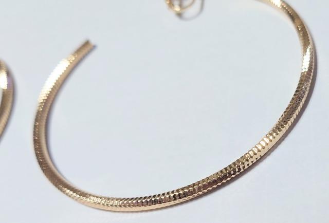 アベイル★大きめフープ イヤリング < ブランド アベイル★大きめフープ イヤリング < ブランドの