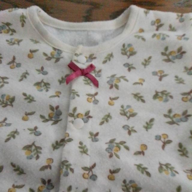 70サイズ オリーブ 白 ベビー 長袖 長パンツ < キッズ/ベビー 70サイズ オリーブ 白 ベビー 長袖 長パンツ < キッズ/ベビーの