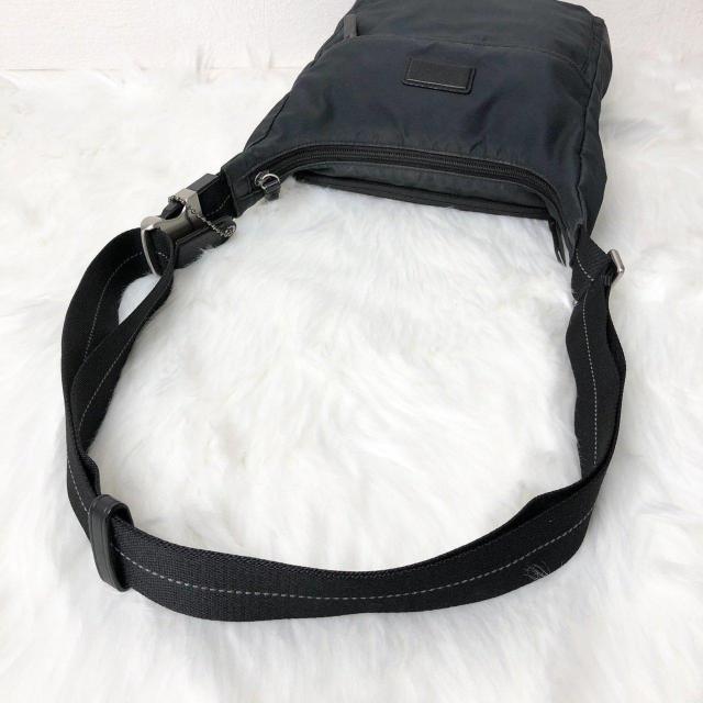 �y�Ǖi�zCOACH �R�[�` �V�����_�[�o�b�O �N���X�{�f�B �T�R�b�V�� ���b�Z���W���[�o�b�O F70913 �� �u�����h�� 