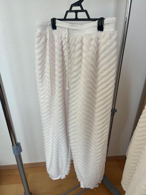 エメフィール aimerfeel ふわもこ くま刺繍 パジャマ ルームウェア LL アイボリー 上下セット < 女性ファッション エメフィール aimerfeel ふわもこ くま刺繍 パジャマ ルームウェア LL アイボリー 上下セット < 女性ファッションの