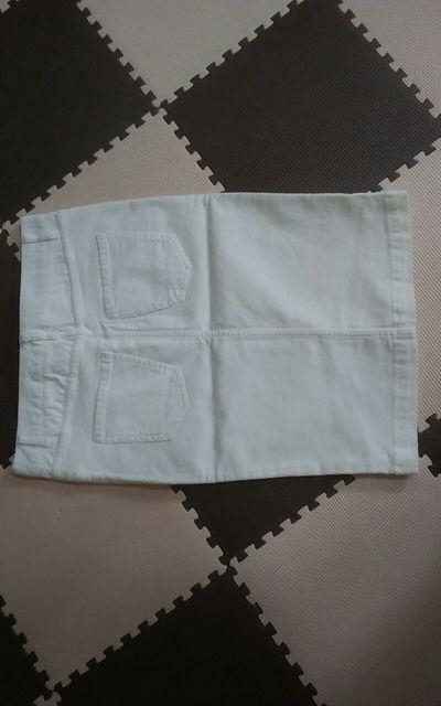 UNITED COLORS OF BENETTON 白 美品 40号 < 女性ファッション  UNITED COLORS OF BENETTON 白 美品 40号 < 女性ファッションの