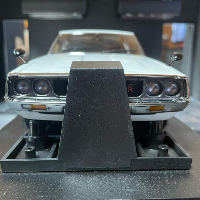 新品未展示品 京商1/18ニッサンスカイライン2000GT-R/ケンメリRホワイト美品 < ホビー  新品未展示品 京商1/18ニッサンスカイライン2000GT-R/ケンメリRホワイト美品 < ホビーの