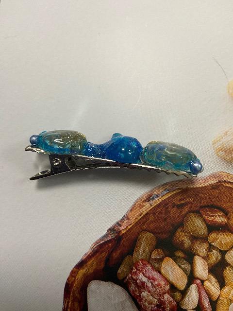 ハンドメイド レジン クジラと貝のヘアクリップ < 女性ファッション  ハンドメイド レジン クジラと貝のヘアクリップ < 女性ファッションの