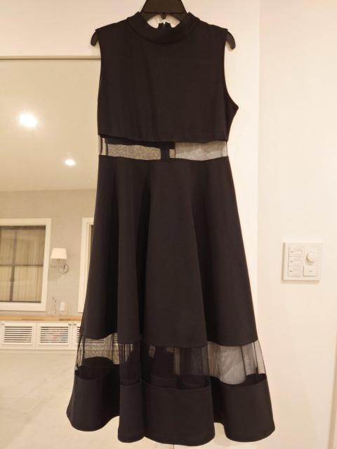 黒白ゴールド柄上下ニット&スカート膝丈Mサイズ2600円 < 女性ファッション  黒白ゴールド柄上下ニット&スカート膝丈Mサイズ2600円  < 女性ファッションの