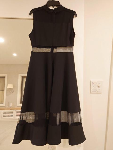 黒白ゴールド柄上下ニット&スカート膝丈Mサイズ2600円 < 女性ファッション  黒白ゴールド柄上下ニット&スカート膝丈Mサイズ2600円 < 女性ファッションの