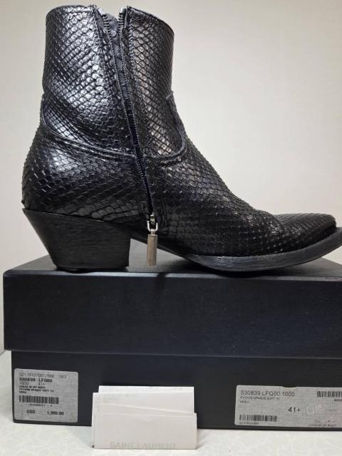 正規美 完全限定 サンローランパリ ルーカス パイソンブーツ 黒 41/ 25~26cm 5.5ヒール ジップショート丈 付属完備 < ブランド 正規美 完全限定 サンローランパリ ルーカス パイソンブーツ 黒 41/ 25~26cm 5.5ヒール ジップショート丈 付属完備 < ブランドの
