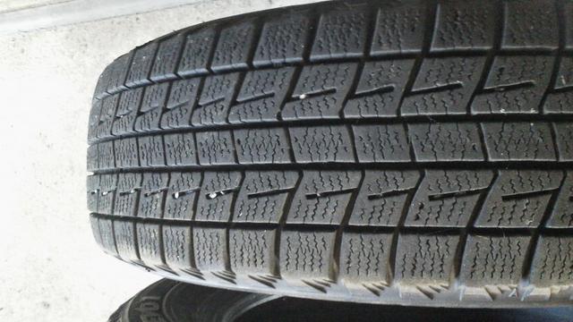 ���Õi�y�����Ԃɍa�L��X�^�b�h���X�u���W�X�g�� 155/65R13 2�{ �� ������/�o�C�N