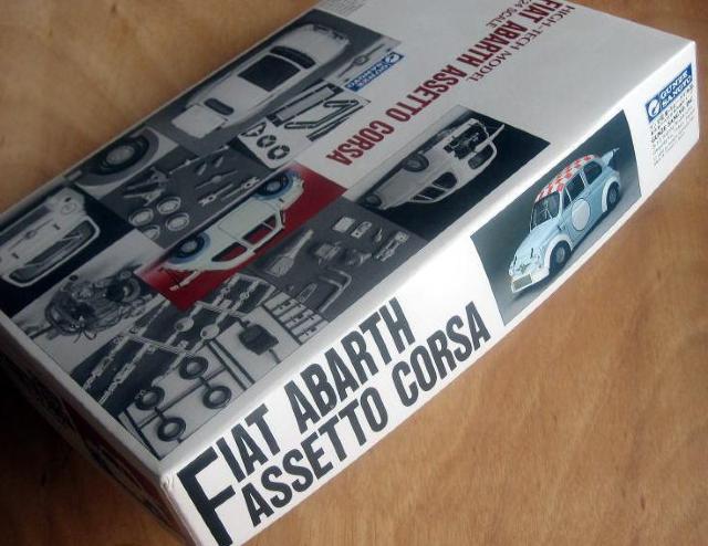グンゼ産業 1/24 フィアット アバルト アセットコルサ(ハイテックモデル) < ホビー  グンゼ産業 1/24 フィアット アバルト アセットコルサ(ハイテックモデル) < ホビーの