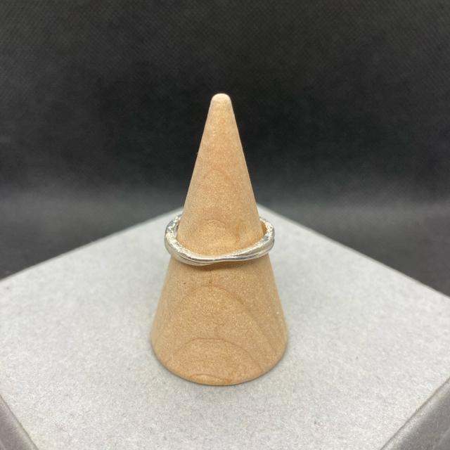  THE KISS SILVER Vo[ O w 14   uh 