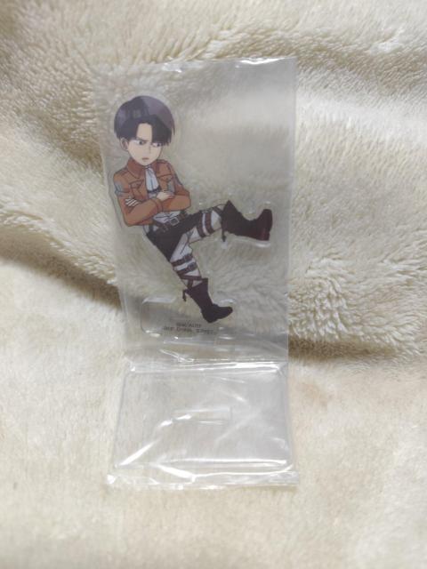 一番くじ 進撃の巨人 〜獣の巨人は俺が仕留める〜 リヴァイ アクリルスタンド < アニメ/コミック/キャラクター 一番くじ 進撃の巨人 〜獣の巨人は俺が仕留める〜 リヴァイ アクリルスタンド < アニメ/コミック/キャラクターの