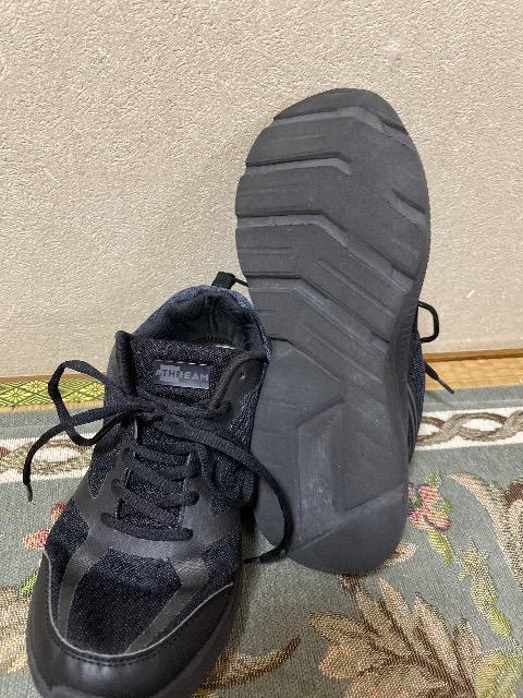 �����Y:�V���[�Y �� �j���t�@�b�V������ 