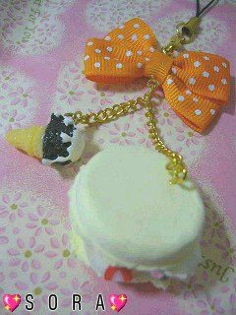 スイーツアクセ♪レモンマカロン ミルクがけチョコソフトクリーム 携帯ストラップ < 女性ファッション スイーツアクセ♪レモンマカロン ミルクがけチョコソフトクリーム 携帯ストラップ < 女性ファッションの
