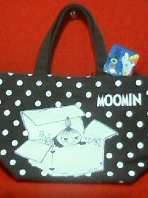 ☆ムーミン☆トートバッグ(S)☆茶/ミー&ムーミンファミリー柄☆内ポケット付☆Moomin☆ < アニメ/コミック/キャラクター  ☆ムーミン☆トートバッグ(S)☆茶/ミー&ムーミンファミリー柄☆内ポケット付☆Moomin☆  < アニメ/コミック/キャラクターの