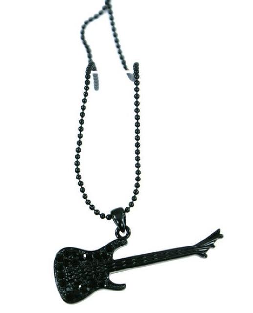 ブラックストラトギターネックレス 黒 音楽 楽器 カジュアル ペンダント トップ モチーフ チェーン < 女性アクセサリー/時計  ブラックストラトギターネックレス 黒 音楽 楽器 カジュアル ペンダント トップ モチーフ チェーン < 女性アクセサリー/時計の