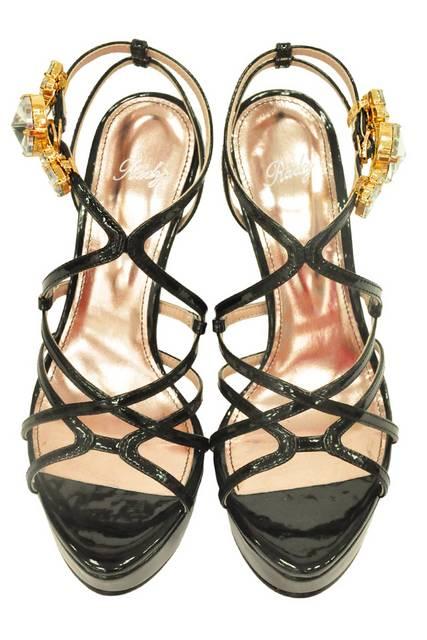Rady☆ジュエリーストラップサンダル☆M☆ブラック☆超美品 < ブランド Rady☆ジュエリーストラップサンダル☆M☆ブラック☆超美品 < ブランドの