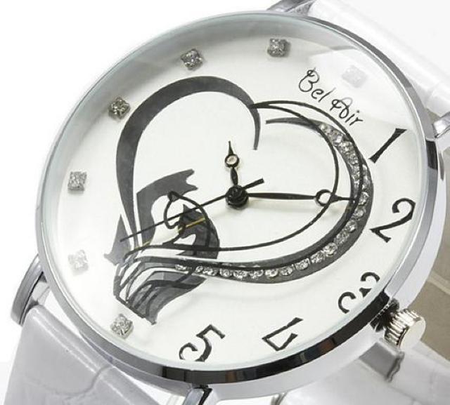 人気★ハートモチーフ レディース腕時計OSD40W < 女性アクセサリー/時計  人気★ハートモチーフ レディース腕時計OSD40W < 女性アクセサリー/時計の