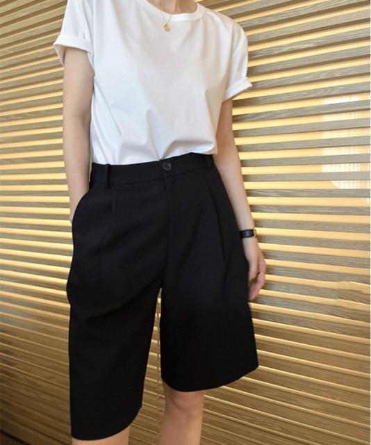 送料無料 新品 タックショートパンツ ハイウエスト 美脚 < 女性ファッション  送料無料 新品 タックショートパンツ ハイウエスト 美脚 < 女性ファッションの