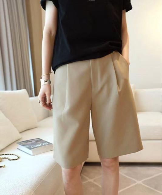 送料無料 新品 タックショートパンツ ハイウエスト 美脚 < 女性ファッション  送料無料 新品 タックショートパンツ ハイウエスト 美脚 < 女性ファッションの