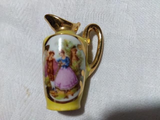 ♪フランス製 ミニチュア陶器 高さ4.5a < ホビー  ♪フランス製 ミニチュア陶器 高さ4.5a < ホビーの