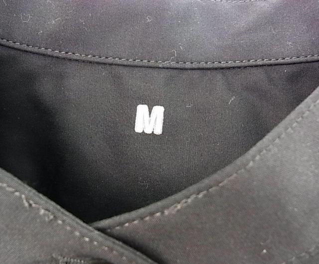 美品無印良品(MUJI)スタンドカラー長袖シャツ レディースM ブラック 綿100% さらさら素材 < ブランド 美品無印良品(MUJI)スタンドカラー長袖シャツ レディースM ブラック 綿100% さらさら素材 < ブランドの