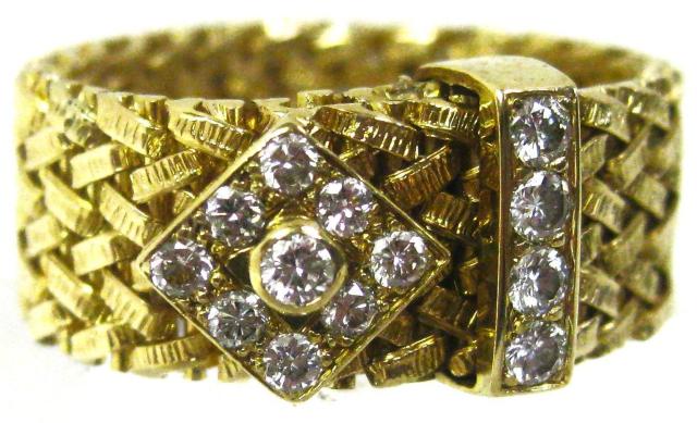 美品750 18金クリスチャンディオールメッシュリング非常に綺麗なダイヤ13ヶ入 < ブランド 美品750 18金クリスチャンディオールメッシュリング非常に綺麗なダイヤ13ヶ入 < ブランドの