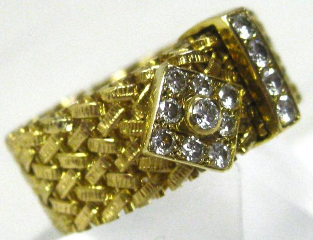 美品750 18金クリスチャンディオールメッシュリング非常に綺麗なダイヤ13ヶ入 < ブランド 美品750 18金クリスチャンディオールメッシュリング非常に綺麗なダイヤ13ヶ入 < ブランドの
