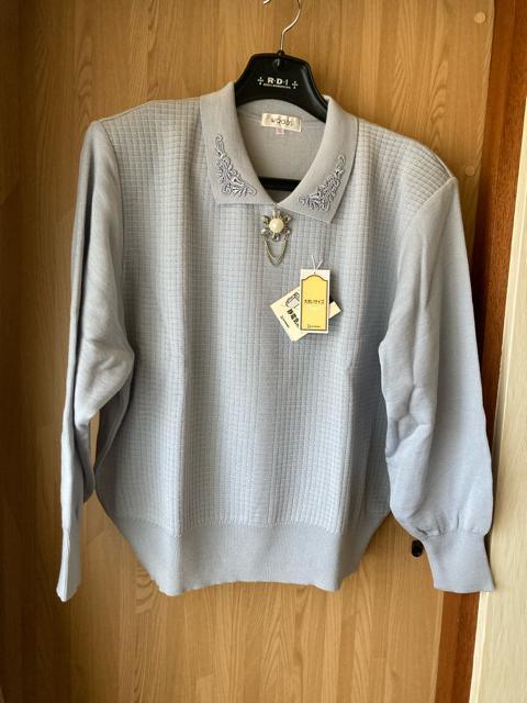 2087.未使用☆ブローチ付き☆長袖ニット☆セーター☆サイズ3L < 女性ファッション 2087.未使用☆ブローチ付き☆長袖ニット☆セーター☆サイズ3L < 女性ファッションの