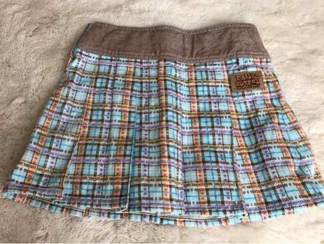 美品  DASIY  KIDS  ミニスカート 130センチ < ブランド  美品  DASIY  KIDS  ミニスカート 130センチ < ブランドの