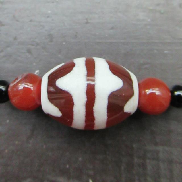 *四線虎牙天珠*オニキスxカーネリアンネックレス 天然石 パワーストーン < 女性アクセサリー/時計 *四線虎牙天珠*オニキスxカーネリアンネックレス 天然石 パワーストーン < 女性アクセサリー/時計の