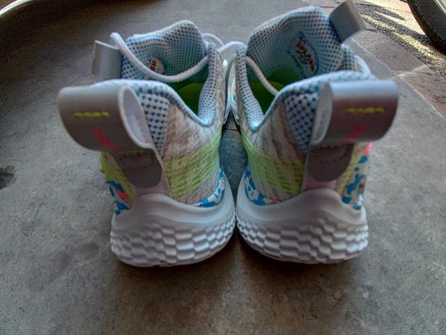 バッシュ  スニーカー UNDER ARMOUR(アンダーアーマー) カリー 10 スプラッシュパーティー    28.5cm < 男性ファッション  バッシュ  スニーカー UNDER ARMOUR(アンダーアーマー) カリー 10 スプラッシュパーティー    28.5cm  < 男性ファッションの