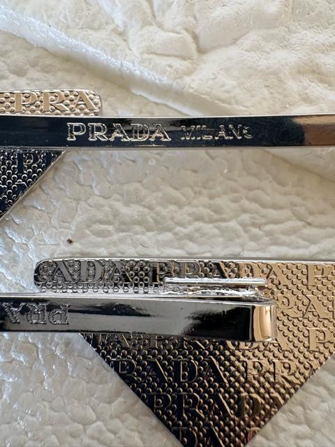 PRADAヴィンテージヘアピン ブラック2点セット < 女性アクセサリー/時計 PRADAヴィンテージヘアピン ブラック2点セット < 女性アクセサリー/時計の