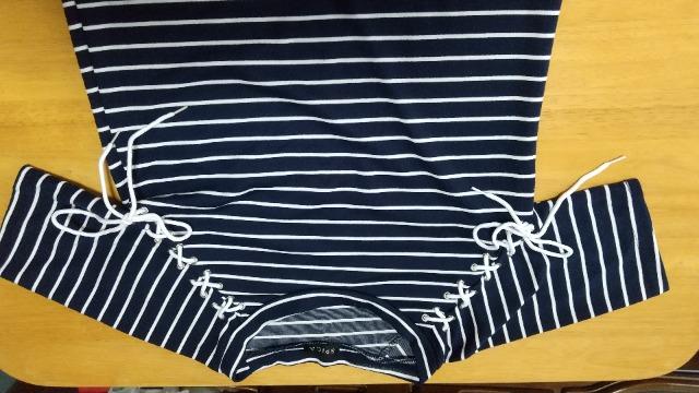 濃紺×白のデザインカットソー◆紐◆Mサイズ新品です < 女性ファッション  濃紺×白のデザインカットソー◆紐◆Mサイズ新品です  < 女性ファッションの