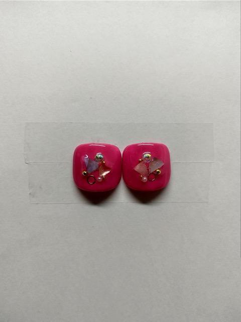 LBNYLA☆親指ペディ♪ マゼンタ、大人、綺麗、夏 < 香水/コスメ/ネイル  LBNYLA☆親指ペディ♪ マゼンタ、大人、綺麗、夏 < 香水/コスメ/ネイルの