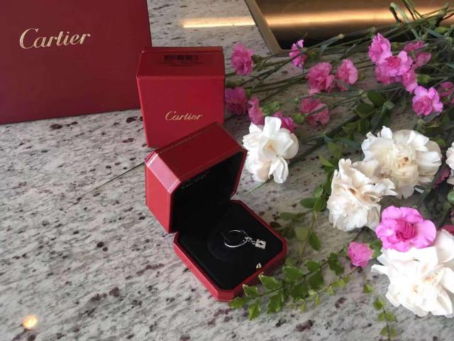 ★正規品★Cartier★2Cベビーチャーム&リング#8.0★750WG < ブランド  ★正規品★Cartier★2Cベビーチャーム&リング#8.0★750WG < ブランドの