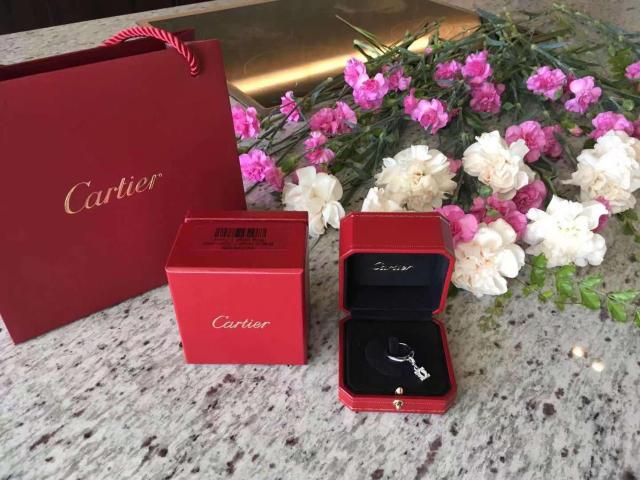 ★正規品★Cartier★2Cベビーチャーム&リング#8.0★750WG < ブランド  ★正規品★Cartier★2Cベビーチャーム&リング#8.0★750WG < ブランドの